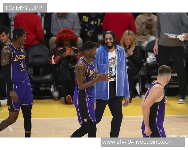 小牛与湖人第四场激战回顾精彩瞬间与关键时刻分析